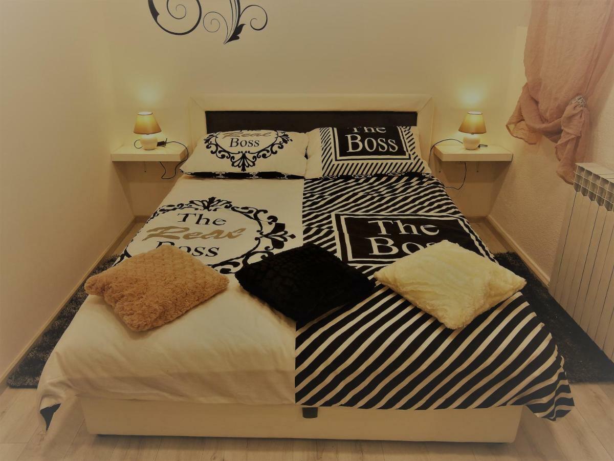 Sweet Dreams Apartment Varazdin Bagian luar foto